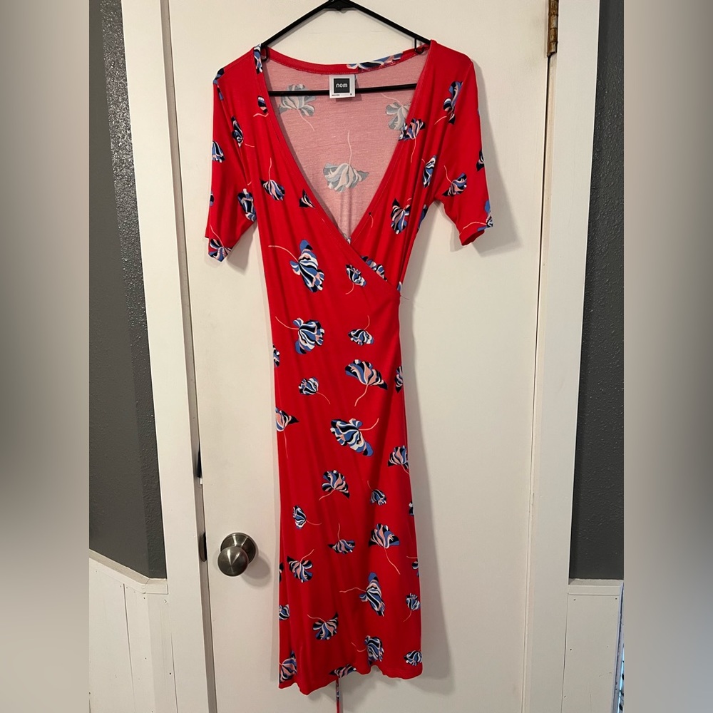 Nom Maternity Maya Maternity/Nursing Wrap Midi-Dress
